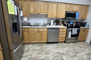 19365 Cypress Ridge Terrace, Leesburg, VA 20176 - Photo 4