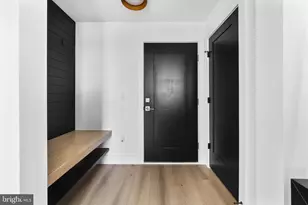 43446 Croson Ln, Ashburn, VA 20148 - Photo 2