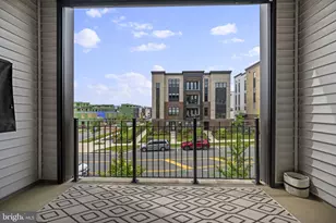 43446 Croson Ln, Ashburn, VA 20148 - Photo 32