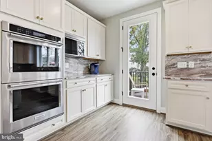 22976 Copper Tree Ter, Ashburn, VA 20148 - Photo 16