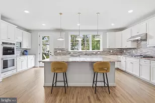 22976 Copper Tree Ter, Ashburn, VA 20148 - Photo 10