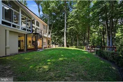 129 Sinegar Place, Sterling, VA 20165 - Photo 4