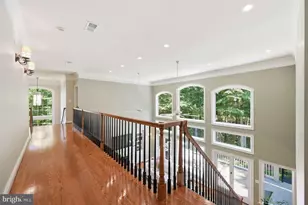 129 Sinegar Pl, Sterling, VA 20165 - Photo 28