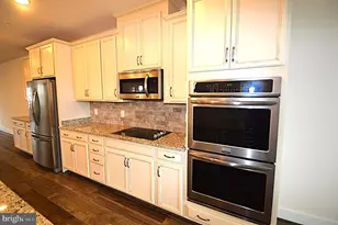 44878 Tiverton Sq, Ashburn, VA 20147 - Photo 10
