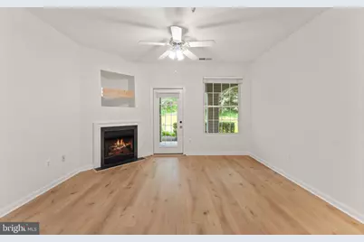 20453 Chesapeake Square #103, Sterling, VA 20165 - Photo 16
