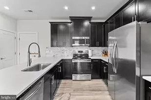 224 Petite Sirah Terrace SE, Leesburg, VA 20175 - Photo 8