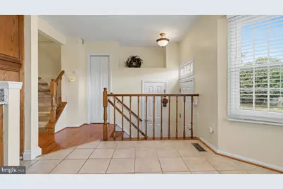 21744 Leatherleaf Circle, Sterling, VA 20164 - Photo 8