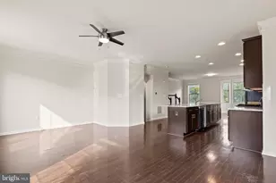 22615 Norwalk Square, Ashburn, VA 20148 - Photo 10