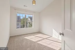 22615 Norwalk Square, Ashburn, VA 20148 - Photo 20
