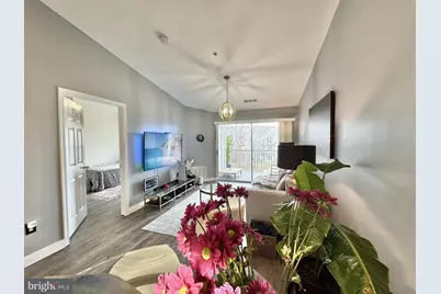 20595 Cornstalk Terrace #301, Ashburn, VA 20147 - Photo 4