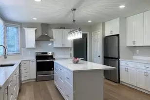 21274 Meadowsweet Ct, Ashburn, VA 20147 - Photo 4