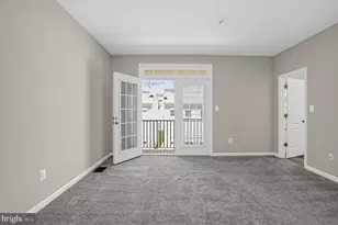 43620 Hampshire Crossing Square, Leesburg, VA 20176 - Photo 10