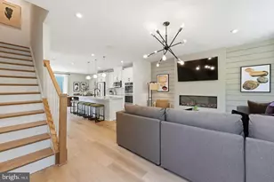46333 Cranston St, Potomac Falls, VA 20165 - Photo 12
