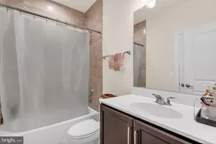 42322 Sillas Square, Brambleton, VA 20148 - Photo 8
