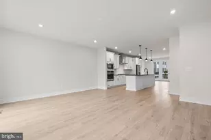 42104 Picasso Sq, Ashburn, VA 20148 - Photo 6