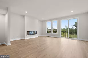 42104 Picasso Sq, Ashburn, VA 20148 - Photo 4