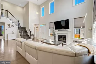 23311 Silcott Woods Terrace, Ashburn, VA 20148 - Photo 6