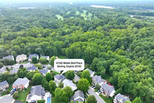 47292 Middle Bluff Pl, Sterling, VA 20165 - Photo 14