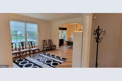 21381 Maidsville Court, Ashburn, VA 20147 - Photo 2