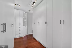 19375 Cypress Ridge Terrace, Leesburg, VA 20176 - Photo 22