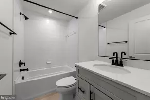 19675 Sepia Sq, Ashburn, VA 20147 - Photo 32