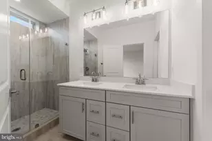 19675 Sepia Sq, Ashburn, VA 20147 - Photo 30
