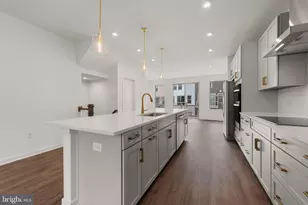 19675 Sepia Sq, Ashburn, VA 20147 - Photo 16