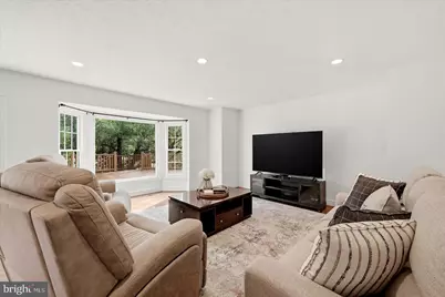 21108 Stonecrop Place, Ashburn, VA 20147 - Photo 26