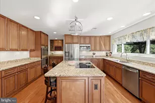 21108 Stonecrop Pl, Ashburn, VA 20147 - Photo 20