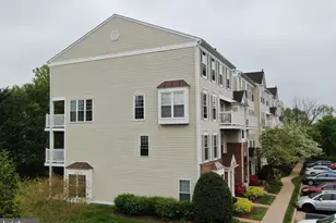 46920 Courtyard Sq, Sterling, VA 20164 - Photo 2