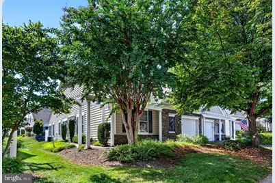 20577 Rosewood Manor Square, Ashburn, VA 20147 - Photo 2