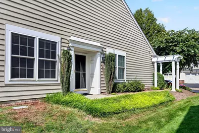 20577 Rosewood Manor Square, Ashburn, VA 20147 - Photo 4