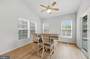 43297 Chokeberry Square, Ashburn, VA 20147 - Photo 10