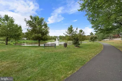 43297 Chokeberry Square, Ashburn, VA 20147 - Photo 26