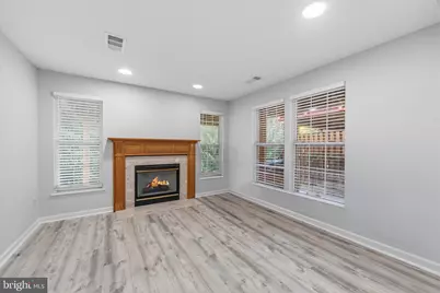 43297 Chokeberry Square, Ashburn, VA 20147 - Photo 22