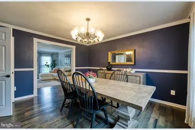303 Oakcrest Manor Drive NE, Leesburg, VA 20176 - Photo 16