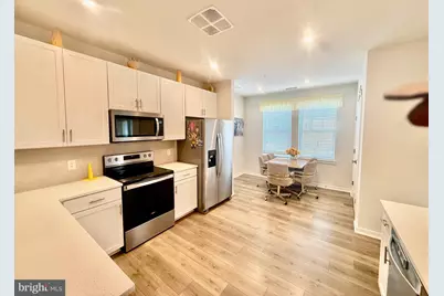 700 Mount Airy Terrace NE #202, Leesburg, VA 20176 - Photo 8