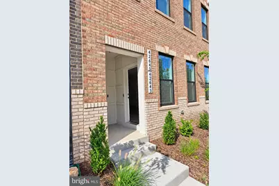 42643 Darala Drive, Ashburn, VA 20147 - Photo 2