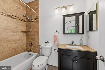 21845 Jarvis Square, Ashburn, VA 20147 - Photo 18