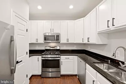 46368 Utica Square #60, Sterling, VA 20165 - Photo 12