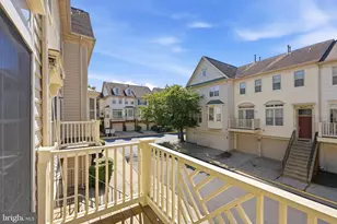 46368 Utica Square, Sterling, VA 20165 - Photo 6