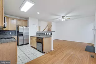 25308 Whippoorwill Terrace, Chantilly, VA 20152 - Photo 8