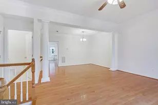 25308 Whippoorwill Terrace, Chantilly, VA 20152 - Photo 4