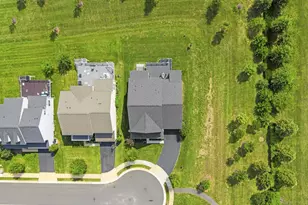 24138 Bryce Ridge Ct, Aldie, VA 20105 - Photo 10