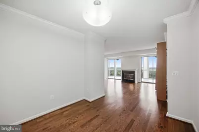 19355 Cypress Ridge Terrace #1017, Leesburg, VA 20176 - Photo 6