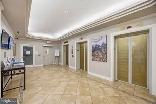 19355 Cypress Ridge Terrace, Leesburg, VA 20176 - Photo 24