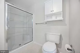 19355 Cypress Ridge Terrace, Leesburg, VA 20176 - Photo 16