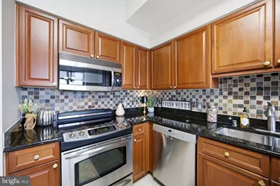 19355 Cypress Ridge Terrace #1017, Leesburg, VA 20176 - Photo 10