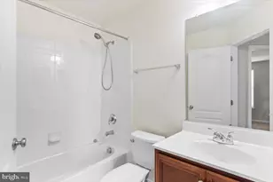25119 McBryde Terrace, Chantilly, VA 20152 - Photo 32