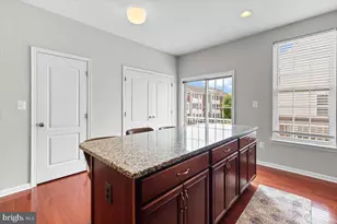 25119 McBryde Terrace, Chantilly, VA 20152 - Photo 12